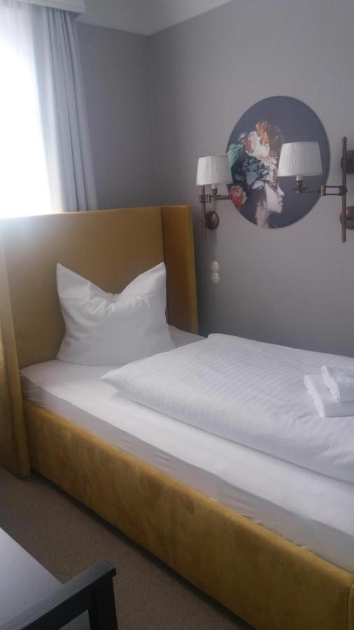 באד קרוצינגן Hotel Landgasthof Adler מראה חיצוני תמונה