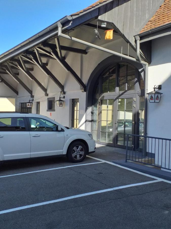 באד קרוצינגן Hotel Landgasthof Adler מראה חיצוני תמונה